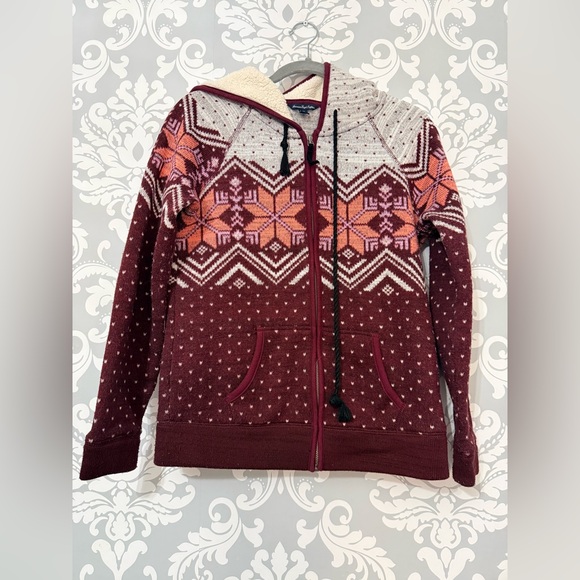 American Eagle Outfitters Sweaters - 10/$25 • American Eagle Fair Isle Zip Up Fleece Sweater